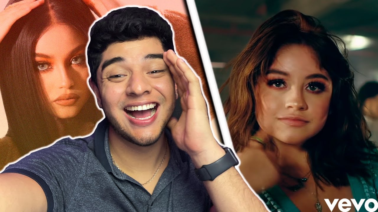 REACCIONANDO a Karol Sevilla | Tus Besos (Video Oficial)