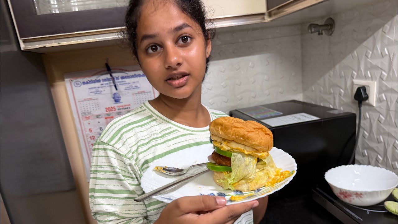 Let's make a burger ✌️|||sreekuttydaughter|||vedamanoj