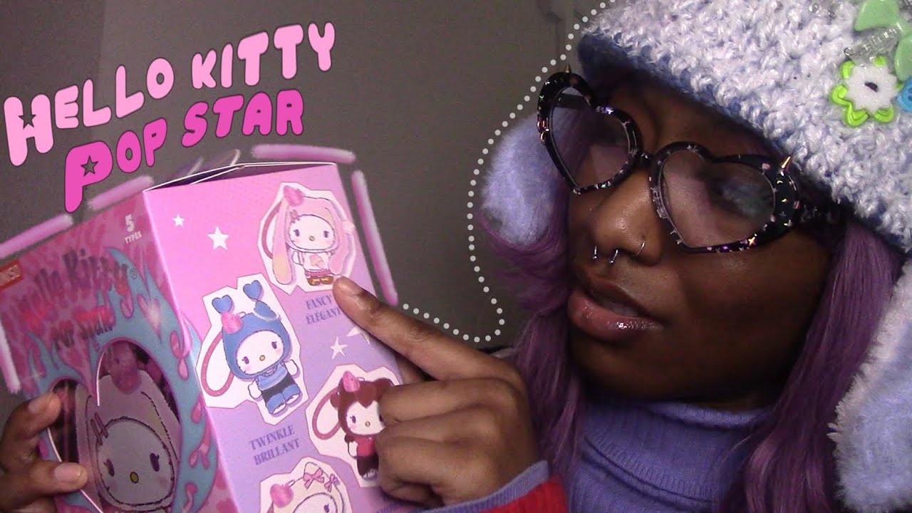 Unboxing Hello Kitty Pop star blindbox with me