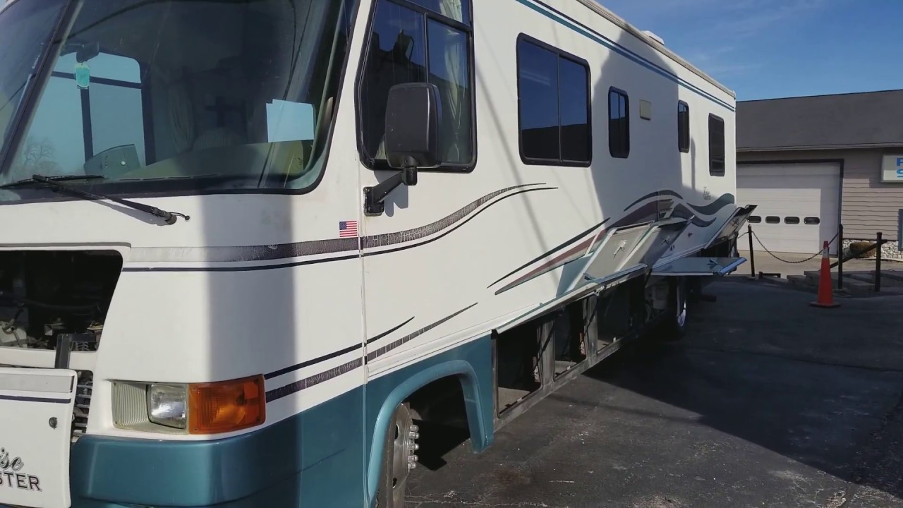 1998 Georgie Boy Cruise Master 3390