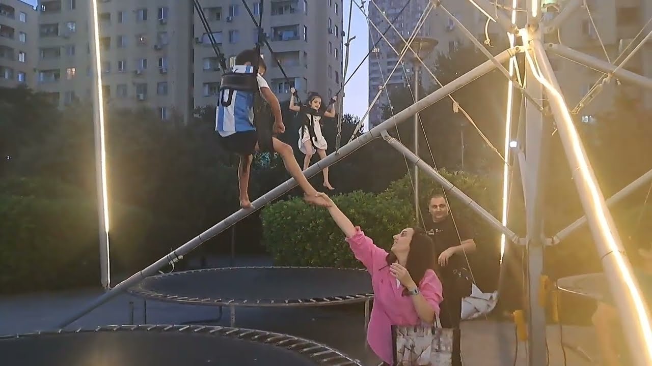 LABUBU YAĞMUR YELLƏNCƏK BATUD KEYFİ