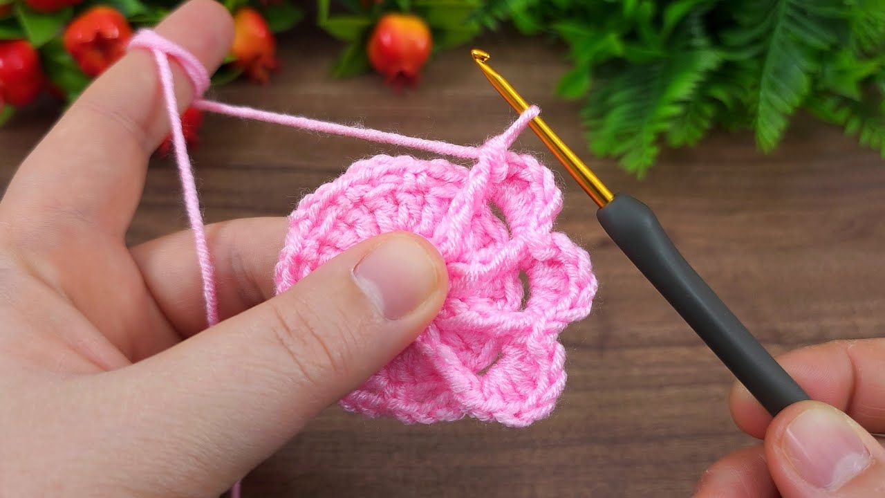 3D flower **!! Very easy crochet flower making #crochet #knitting #tunisian 