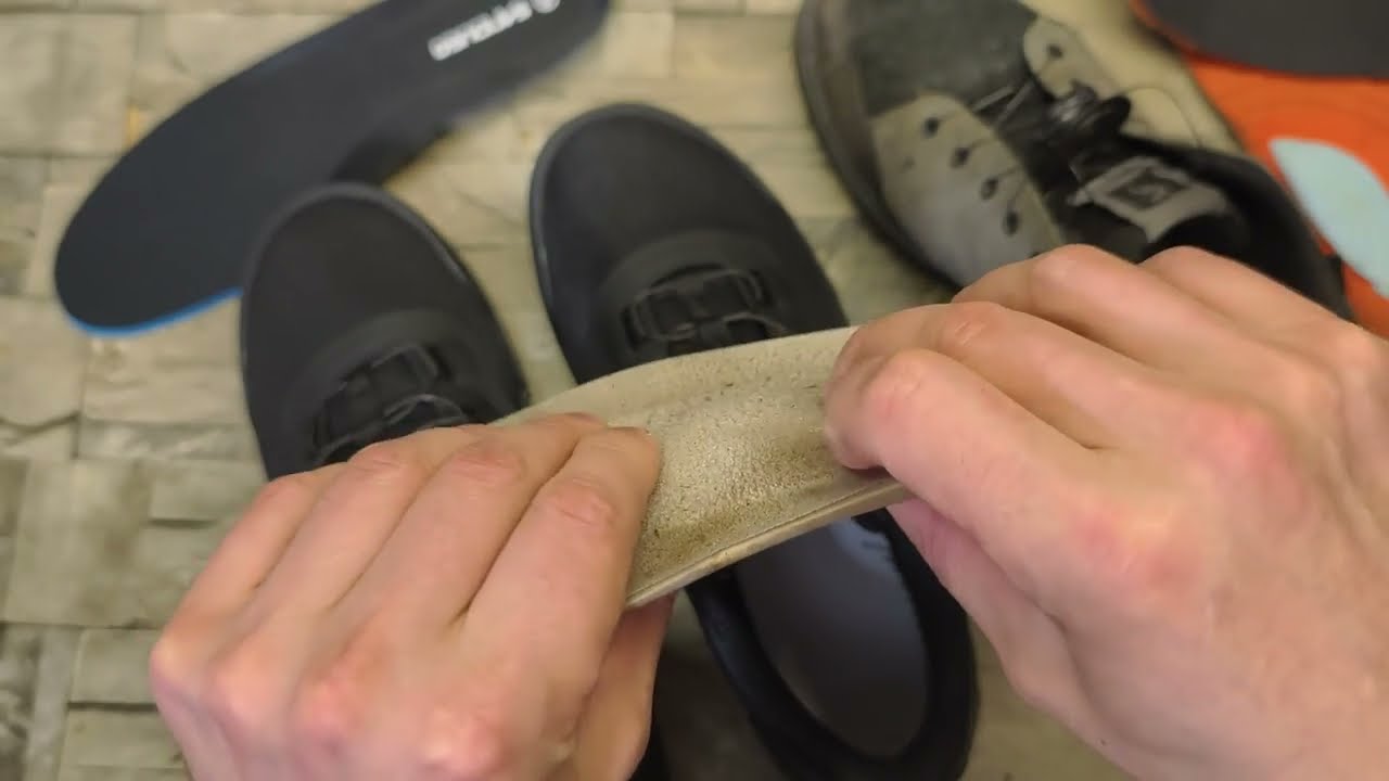 Про вело обувь Sandugo и ортопедические стельки.
