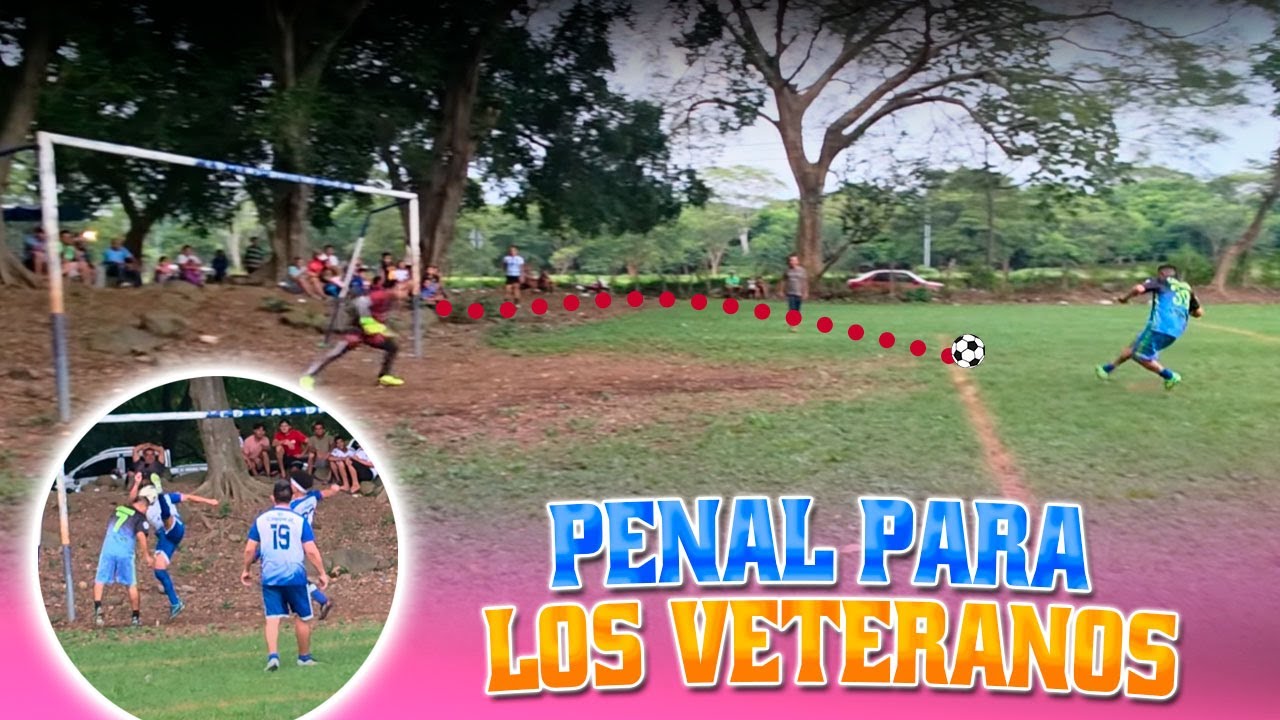 Choco cometió una falta peligrosa en el área y el arbitro pito PENAL para los Veteranos⚽