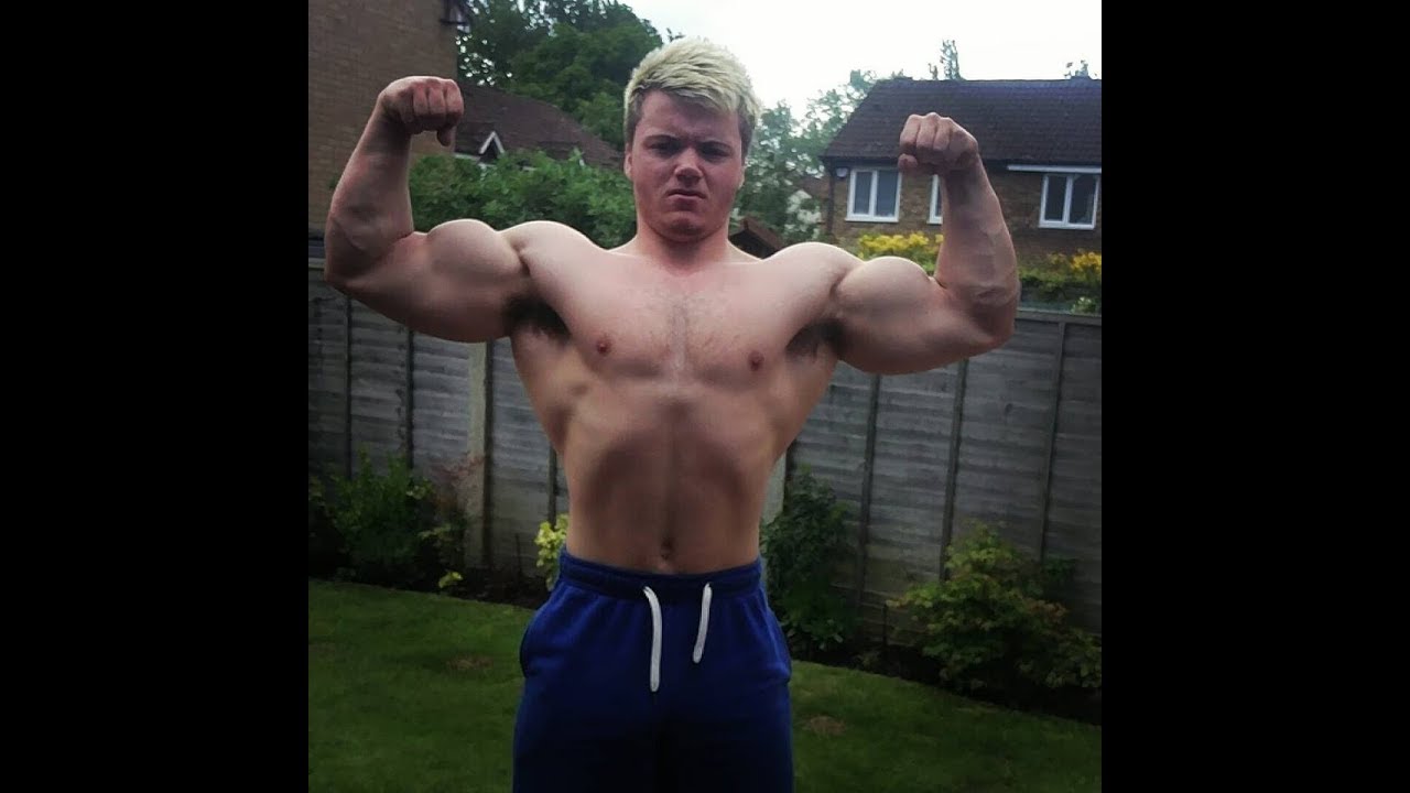 20yr old bodybuilder posing update !