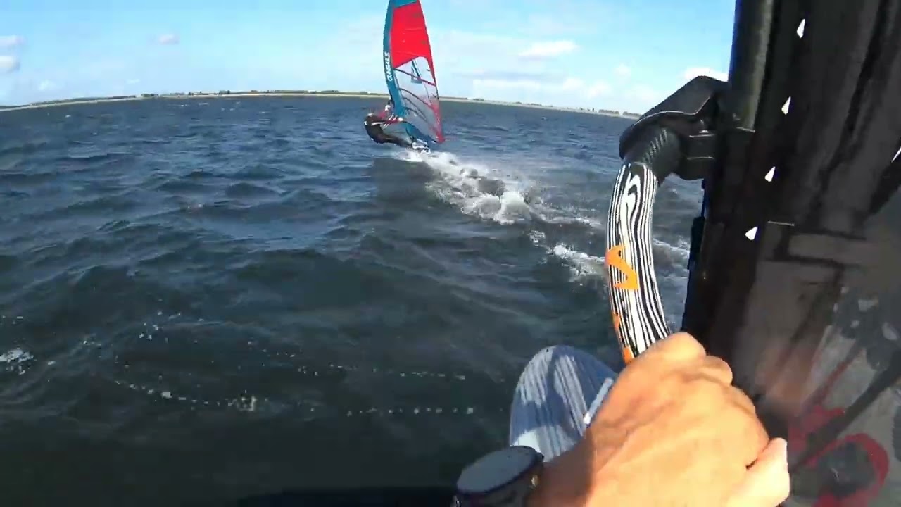 Fanatic Jag 94 + Gun Sails Vector 7.1 vs  Fanatic Falcon + Point 7