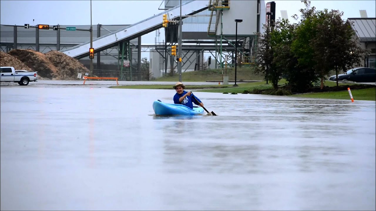 Flood - 109 Street / 89 Avenue - Grande Prairie, AB