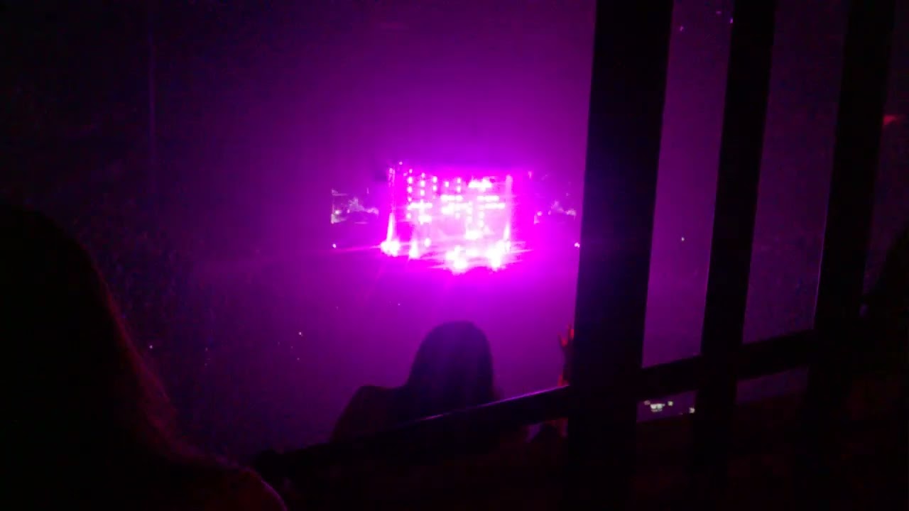 BIFFY CLYRO 17JAN26 Co-op Live Manchester - Bubbles WP 20141125 038