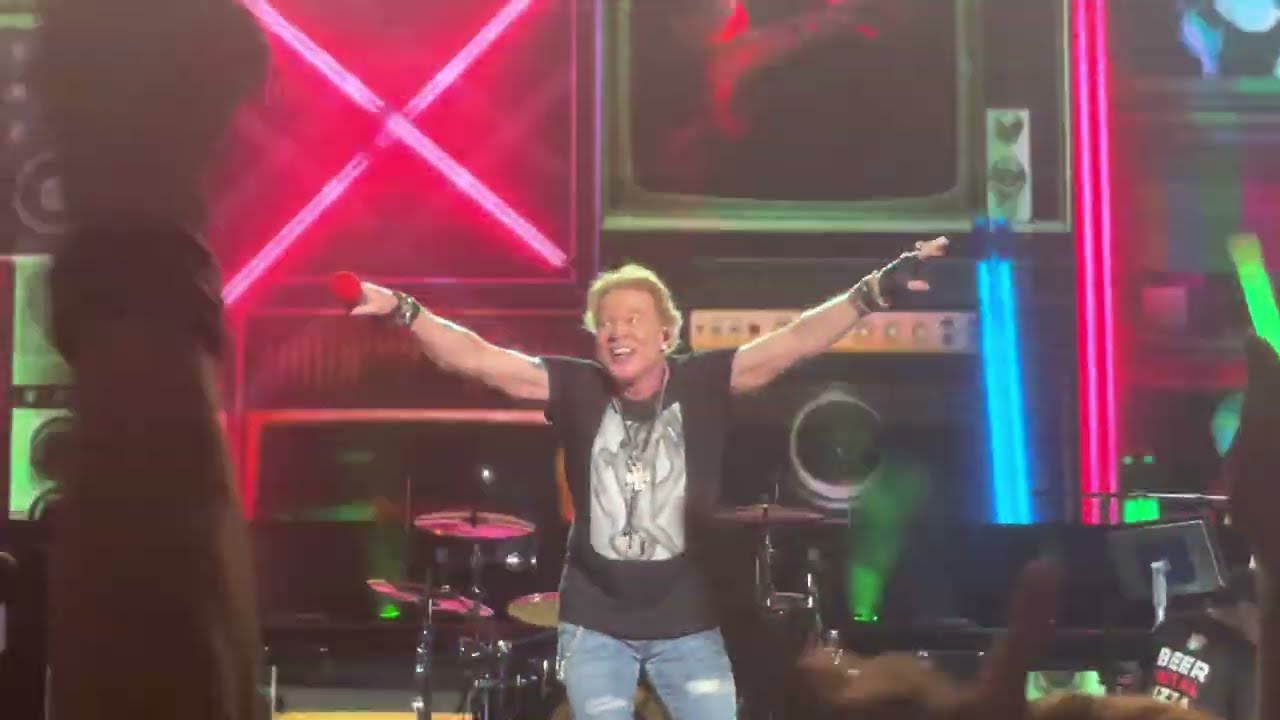 Guns N Roses - (The First 4) Singapore 12/11/22