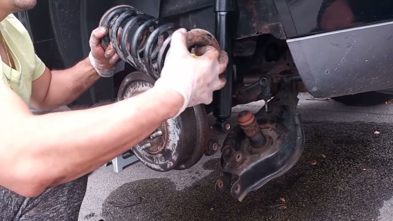 Rear coil spring, 2001/2012 Saturn vue