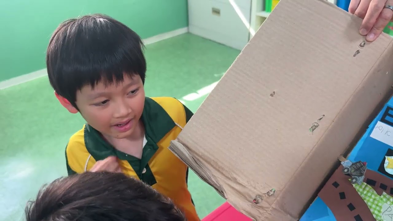 Preschool introducing their town