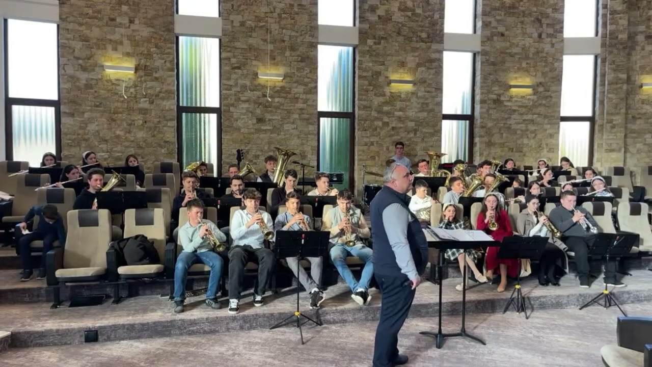 Fanfara Bisericii Betel Sîrbi - Se duce viata ca un vis/Ești pregătit să zbori