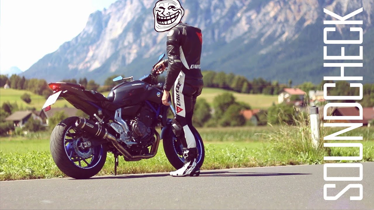 Yamaha MT-07 - Arrow Exhaust Revs & FlyBys (No DB Killer, No Cat)