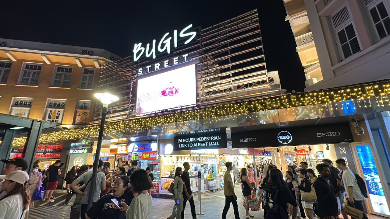 Singapore City Explorer: CHIJMES, Capitol and Bugis Adventure
