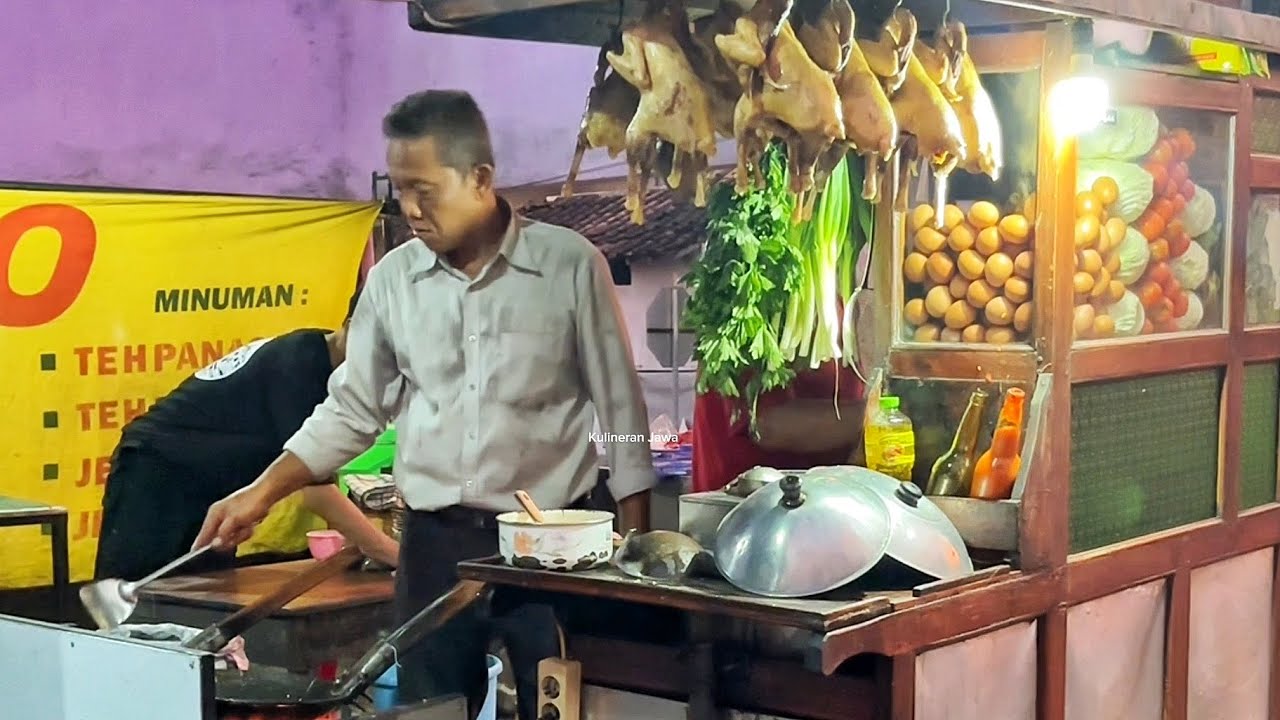 STOK AYAM KAMPUNGNYA MELIMPAH,BAKMI JAWA SELOKAN MATARAM RAME BANGET