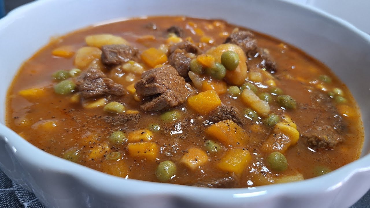 Тушеное мясо с говядиной и овощами по старинке — рецепт!
