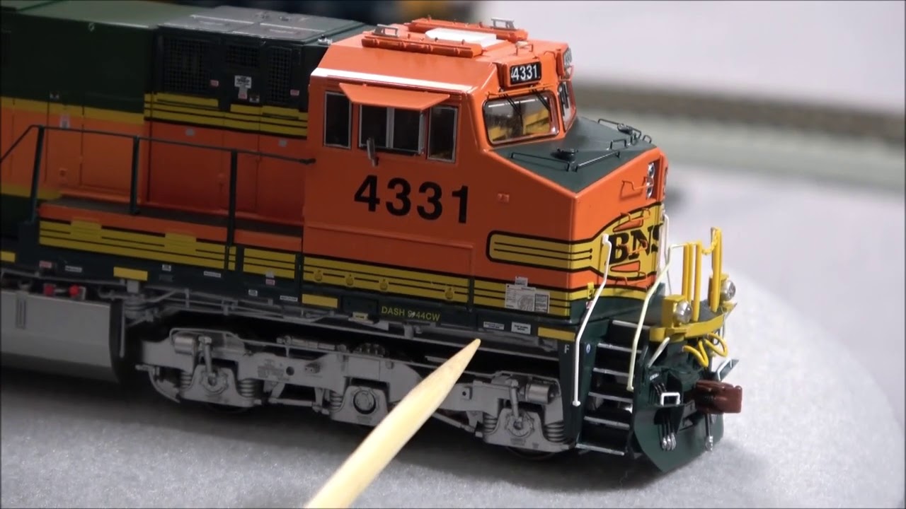 ScaleTrains.com C44-9W Locos Dash 9's Rivet Counter & Operator!