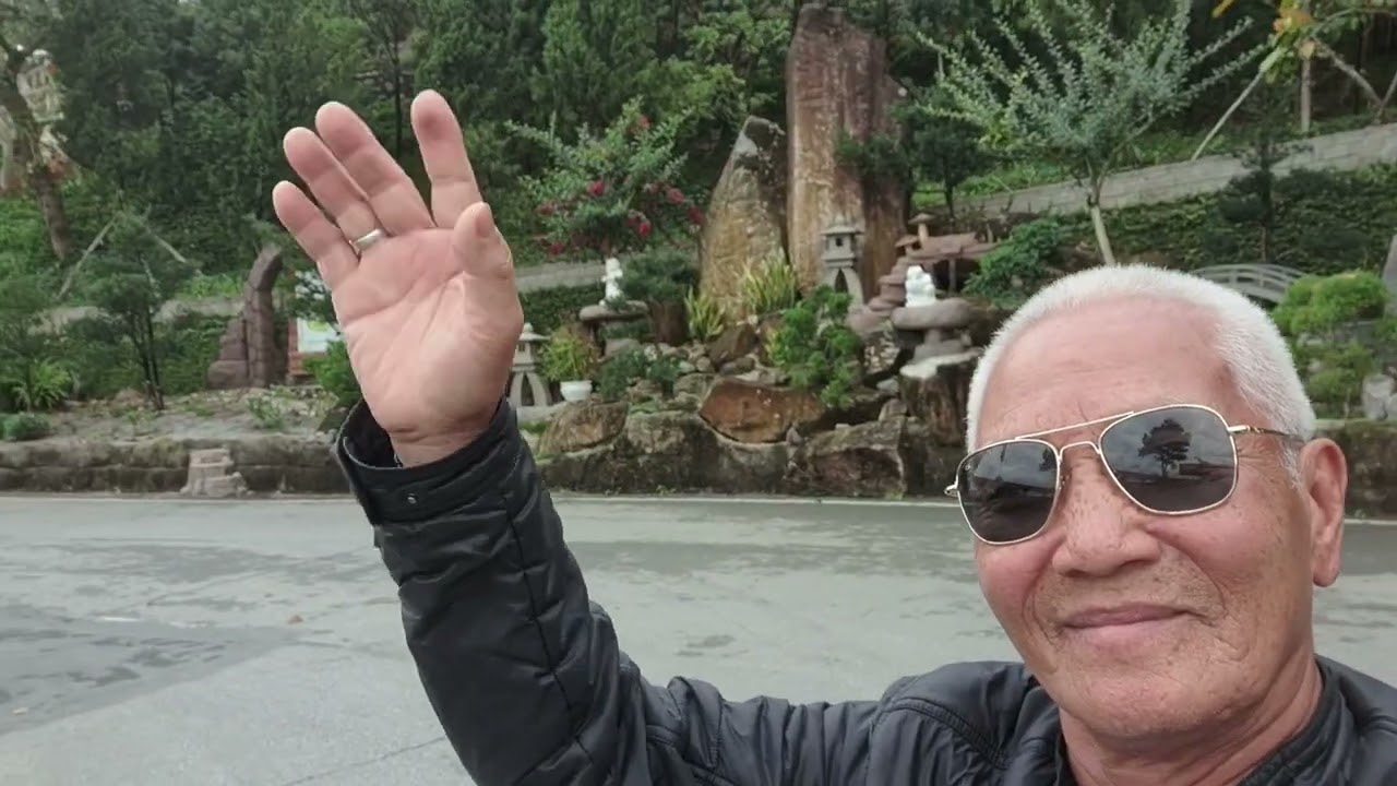 Đầu xuân đi lễ đền Cửa ông, đền Cặp tiên, và chùa Cái bầu