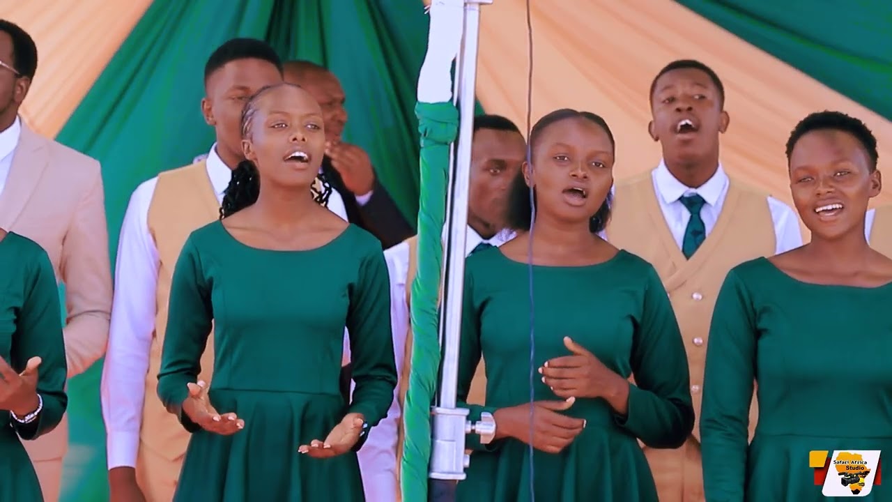 MUSA LIVE PERFORMANCE|| ROYAL CHORALE || VIDEO BY SAFARI AFRICA MEDIA DURING VOZ DE LA GRACIA CONCRT