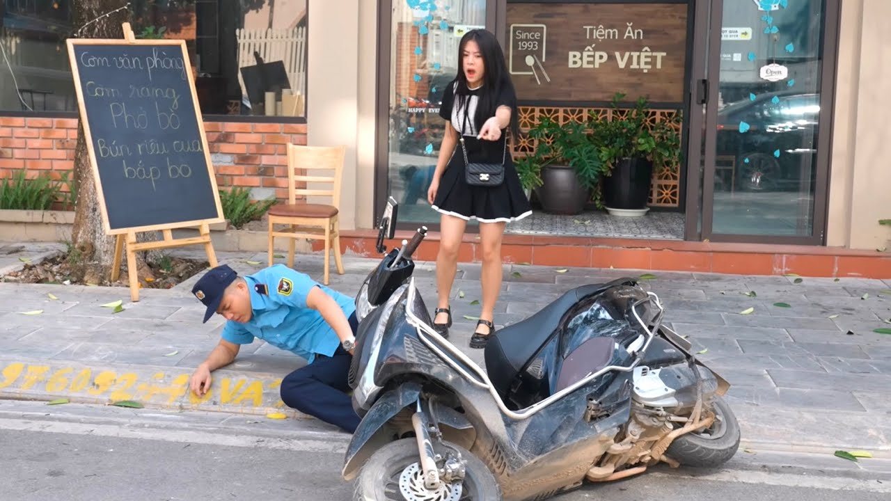 CHỦ TỊCH TRÔNG XE KHÔNG MAY LÀM ĐỔ XE MÁY CỦA THƯ KÝ MỚI VÀ CÁI KẾT | MIẾNG CƠM MANH ÁO TẬP 40