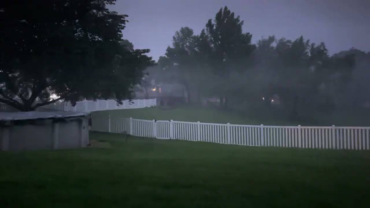 Early Morning Thunderstorms: St. Charles, MO. 5/07/24 at 4:30am.