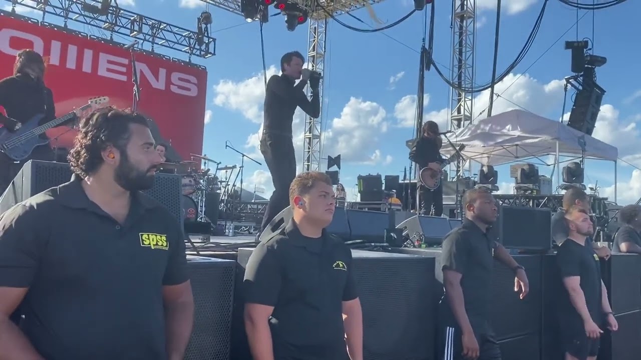 Bad Omens - Just Pretend Live 8-7-22