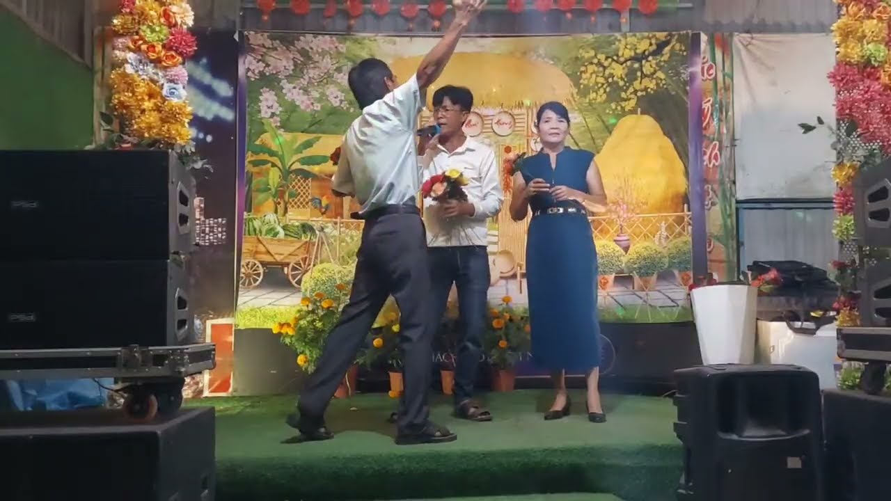 út Chiến  đang phát trực tiếp!