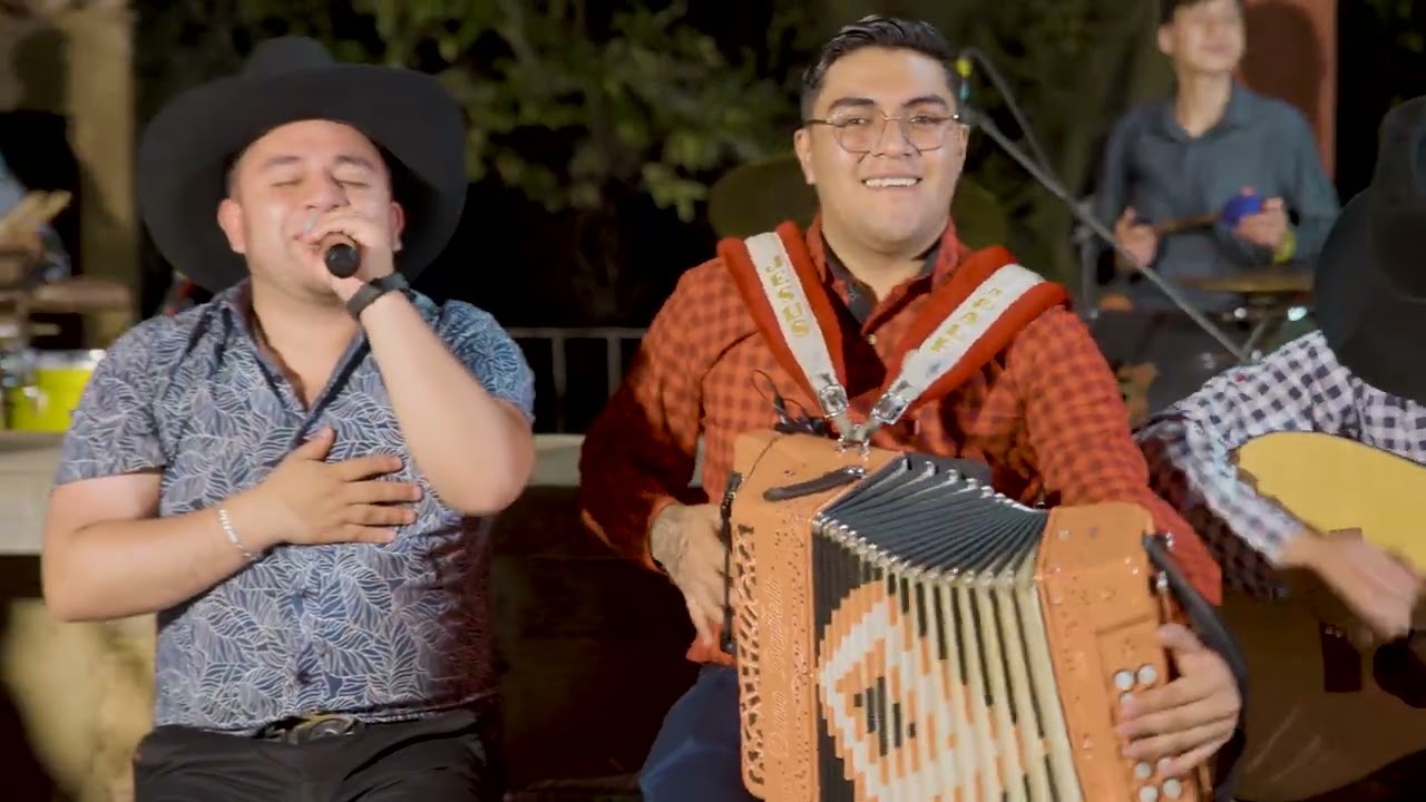 POPURRÍ DE LOS CARDENALES – BANDA CRUZ DE LA CANDELARIA #BandaCruzDeLaCandelaria #LaHerenciaDelRey