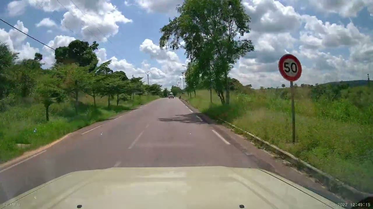 vers Kinkala - Arrêt au village Toutou