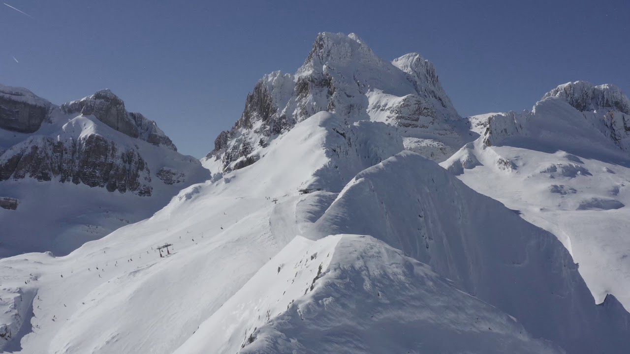 Invierno en el Valle del Aragón Pirineos