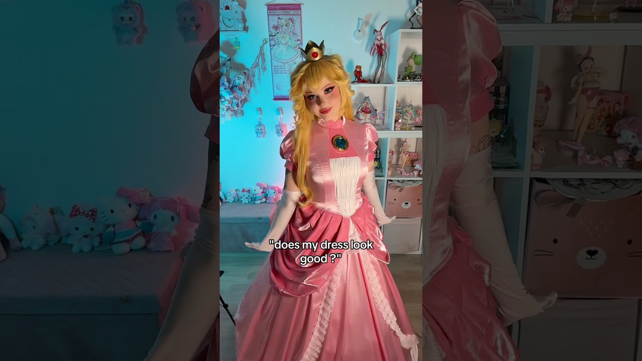 I think she likes it 🤓 #cosplay #makeup #peach #daisy #nintendo #mario