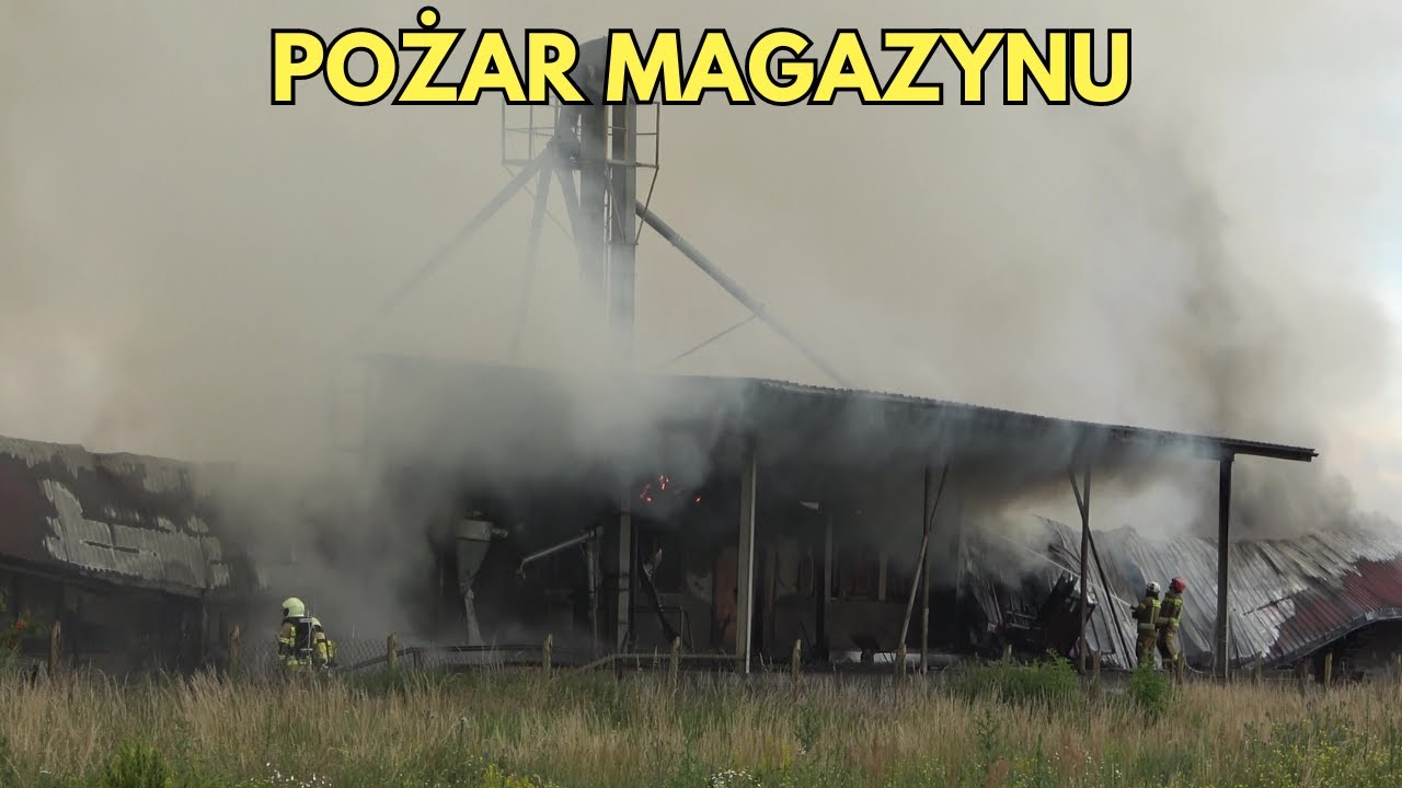 Duży pożar magazynu zbożowego w Gozdowie k. Sierpca 24.06.24 - Alarmowo 10 zastępów i akcja gaśnicza