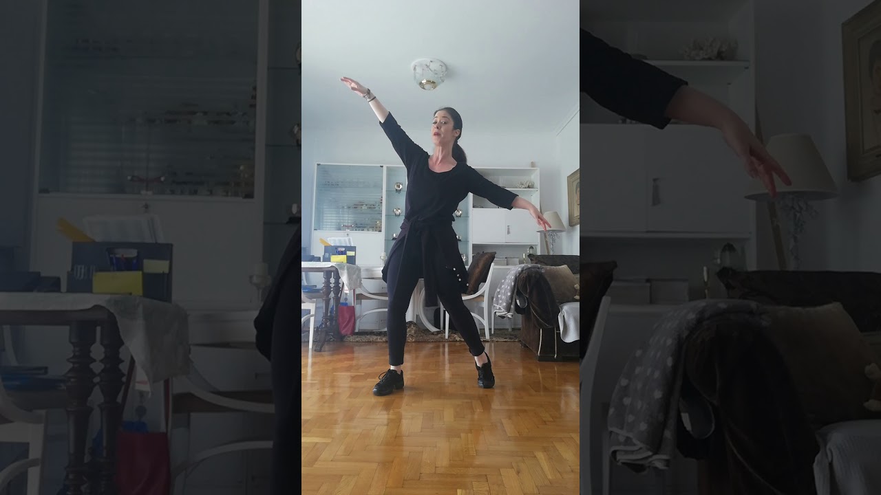 Contemporary mini choreo tutorial for beginners by Eirini - &Sigma;&chi;&omicron;&lambda;ή &chi;&omicron;&rho;&omicron;ύ &Epsilon;. &Mu;&pi;&omicron;&upsilon;&rho;&tau;&zeta;ί&kappa;&omicron;&upsilon;