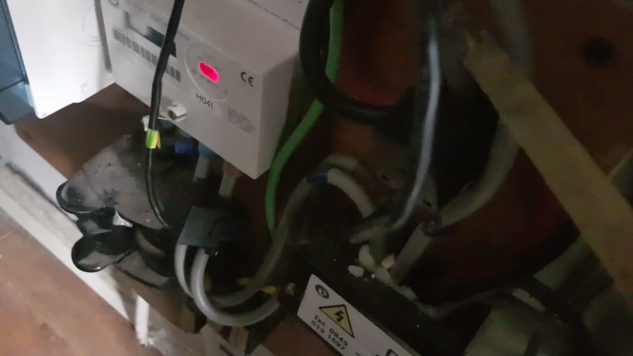 Setting up CT clamps for grid load and solar Pv output pylontech batteries
