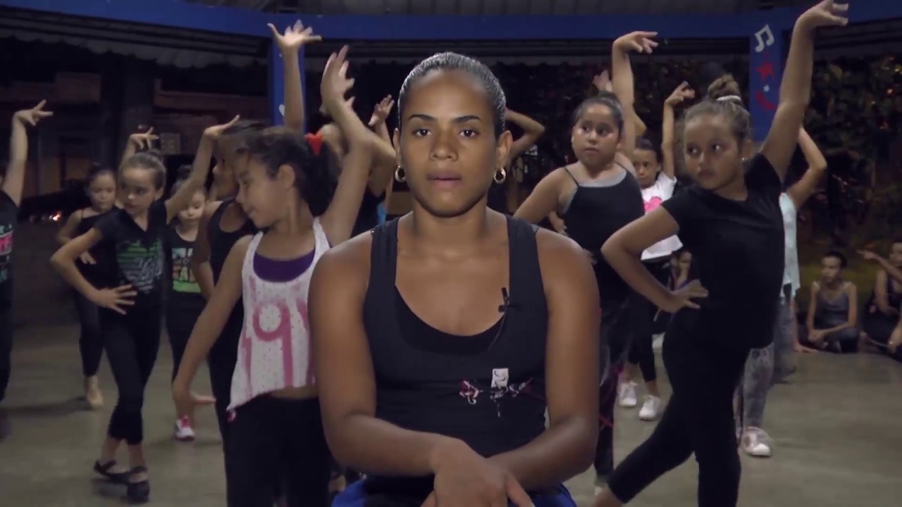 En Cali, los niños y jóvenes disfrutan de su tiempo libre bailando - World Vision Colombia