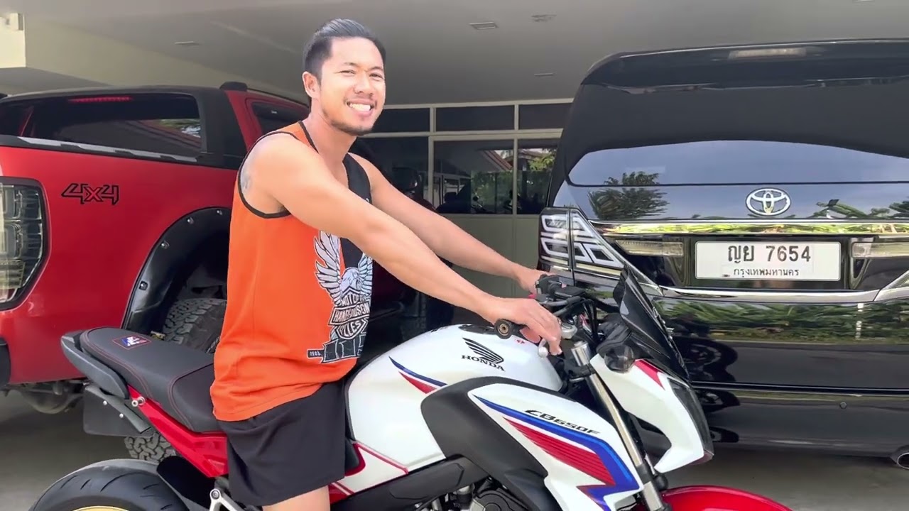 คนดีอยู่ยาก Honda CB650F สีไตรหายาก