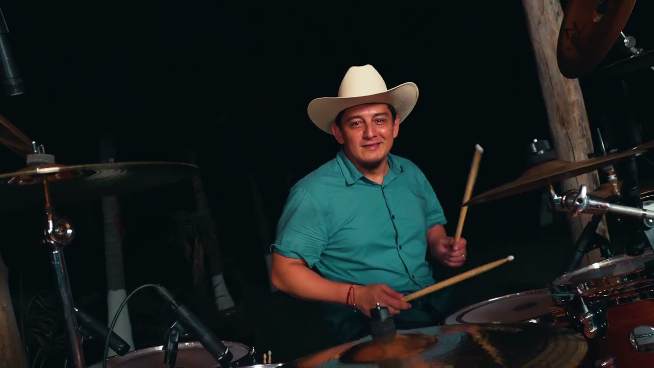 Grupo Solicitado - Quiero Charlar Con La Muerte (En Vivo)