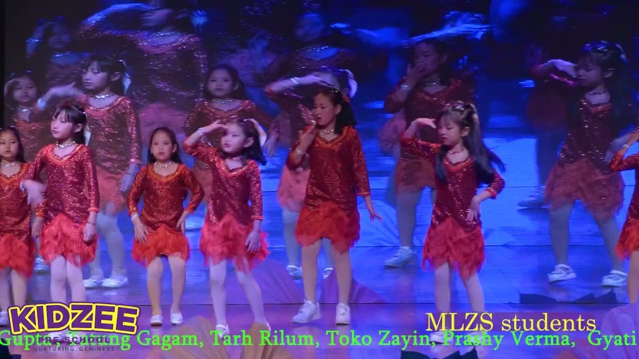 10  MLZS students