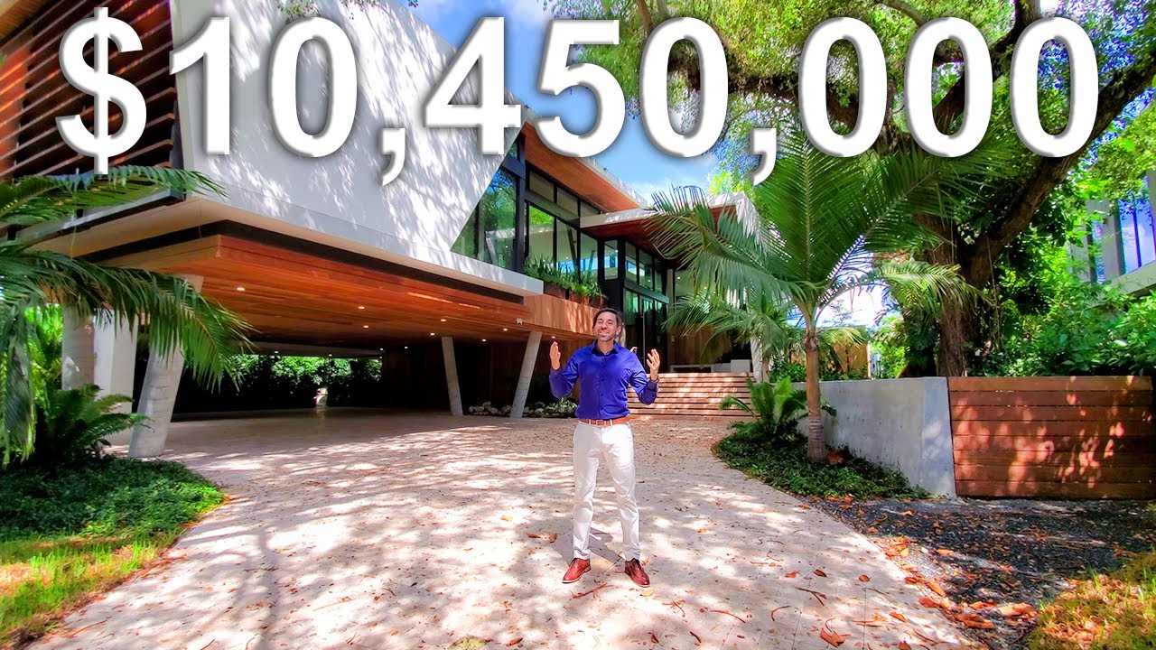 Recorriendo una nueva Mansion Tropical Moderna, obra maestra a la venta por $10,495,000 de Dolares