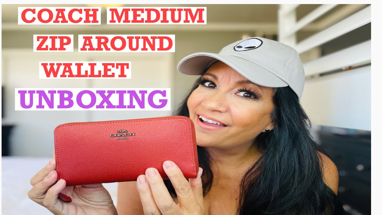 COACH MEDIUM ZIP AROUND WALLET UNBOXING / FIRST IMPRESSION AND WHAT FITS!