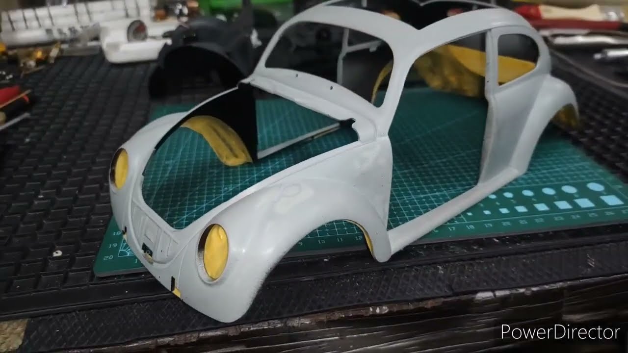 British Green colour 1946 type 51 British Army  beetle base on 1/12 Rochobby people’s car