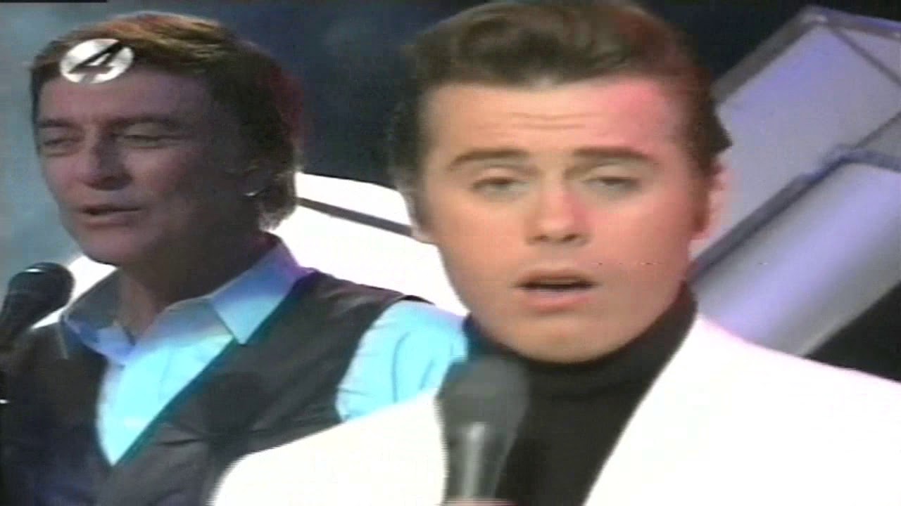 Johnny Earl & The Jordanaires  - Girl of My Best Friend - Live in Holland  - 1991