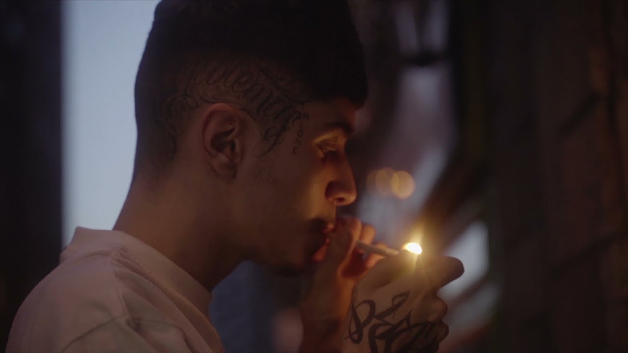 RETRO - MENSAJES GUARDADOS *VIDEOCLIP* X @ALVAROPOLOSANTOS
