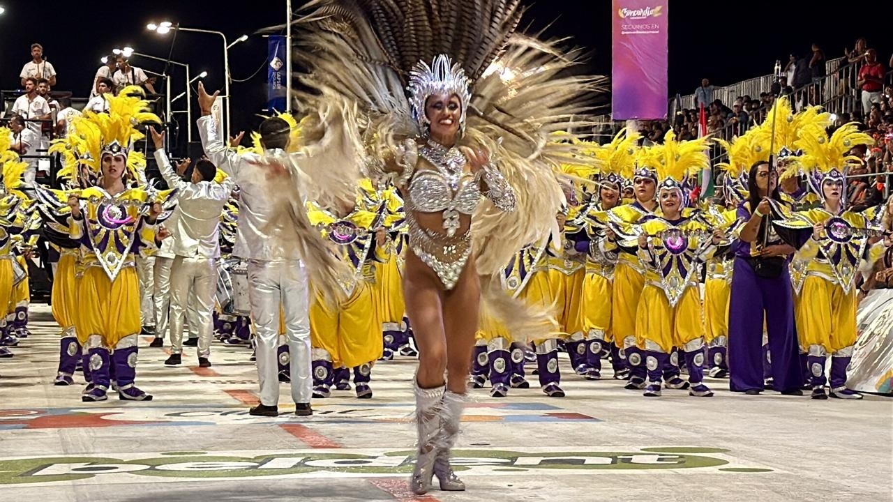 Comparsa Rafaga 2026 - Tercera noche - Show de Batería Nota 1000 - Reina de Batería Belén Escobar