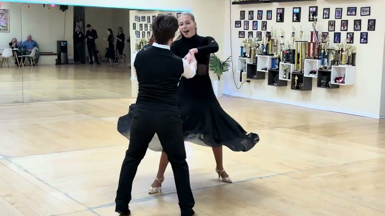 Taste of Italy Potluck party - PRO - Tim & Dariia - Viennese Waltz