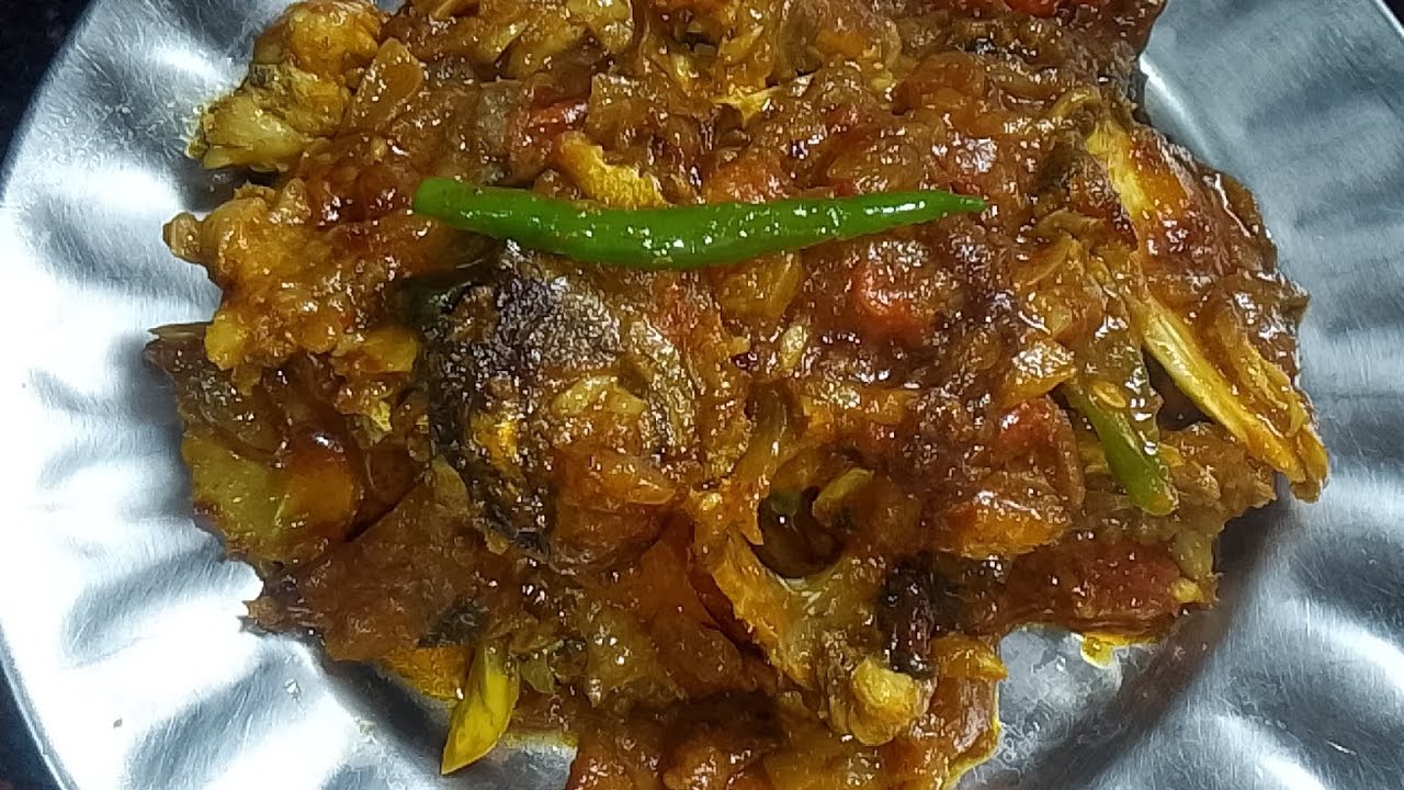 জিভে জল আনা স্বাদে রুই মাছের মাথার চচ্চড়ি