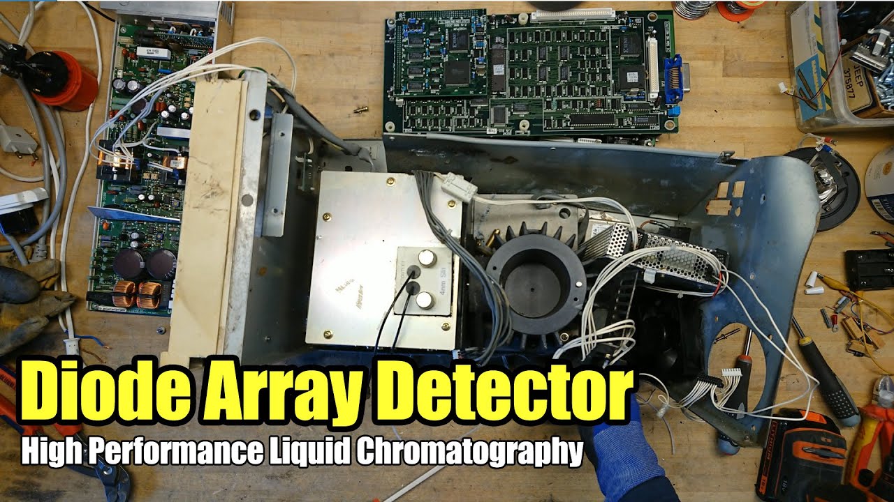 Hitachi L7450 HPLC Diode Array Detector Teardown
