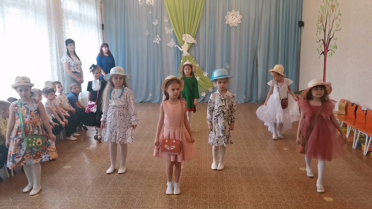 Танец девочек 