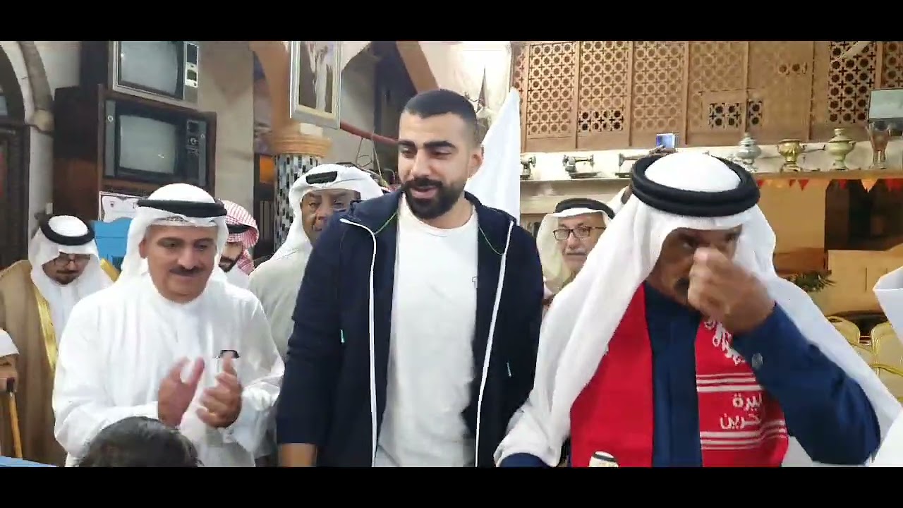 تكريم ابراهيم لطف الله حارس منتخب البحرين