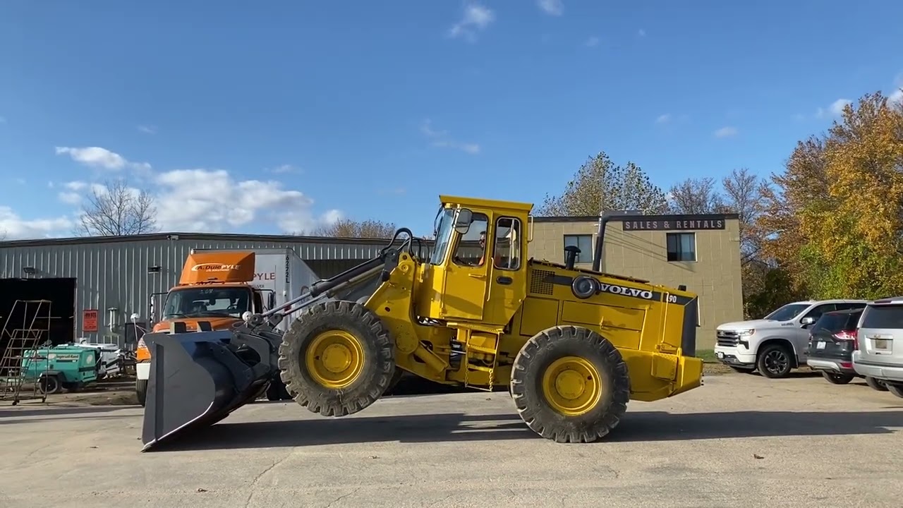 1991 VOLVO L90 WHEEL LOADER!
